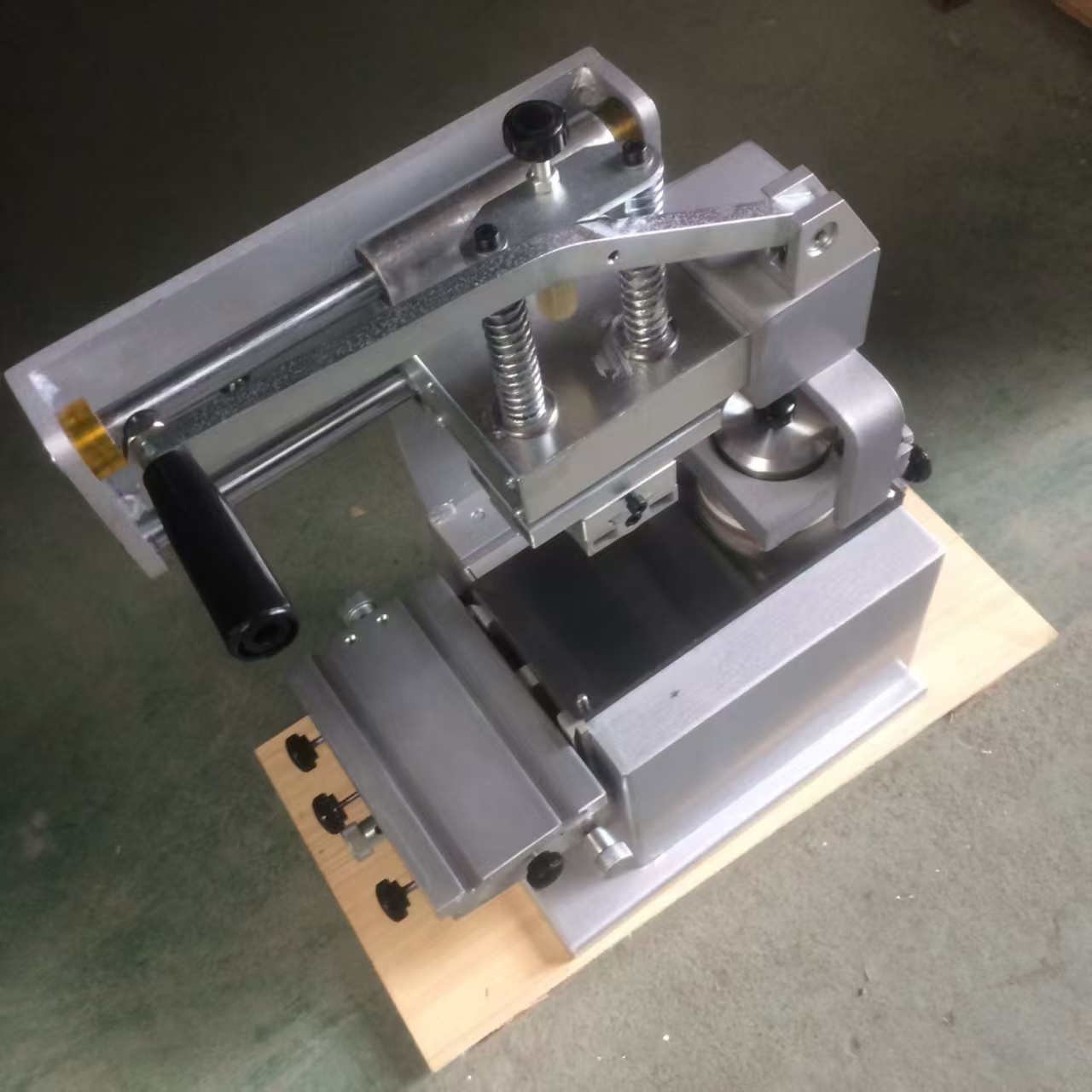 Affordable Hand Operated Pad P - Commercial Printing Operations recensione e prezzo